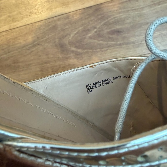 Banana Republic women’s silver slip on loafers size 9 - Picture 6 of 7